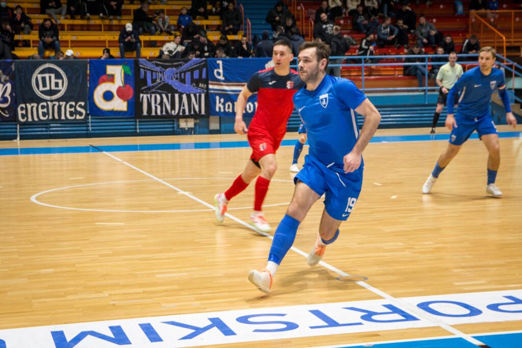 futsal dinamo square