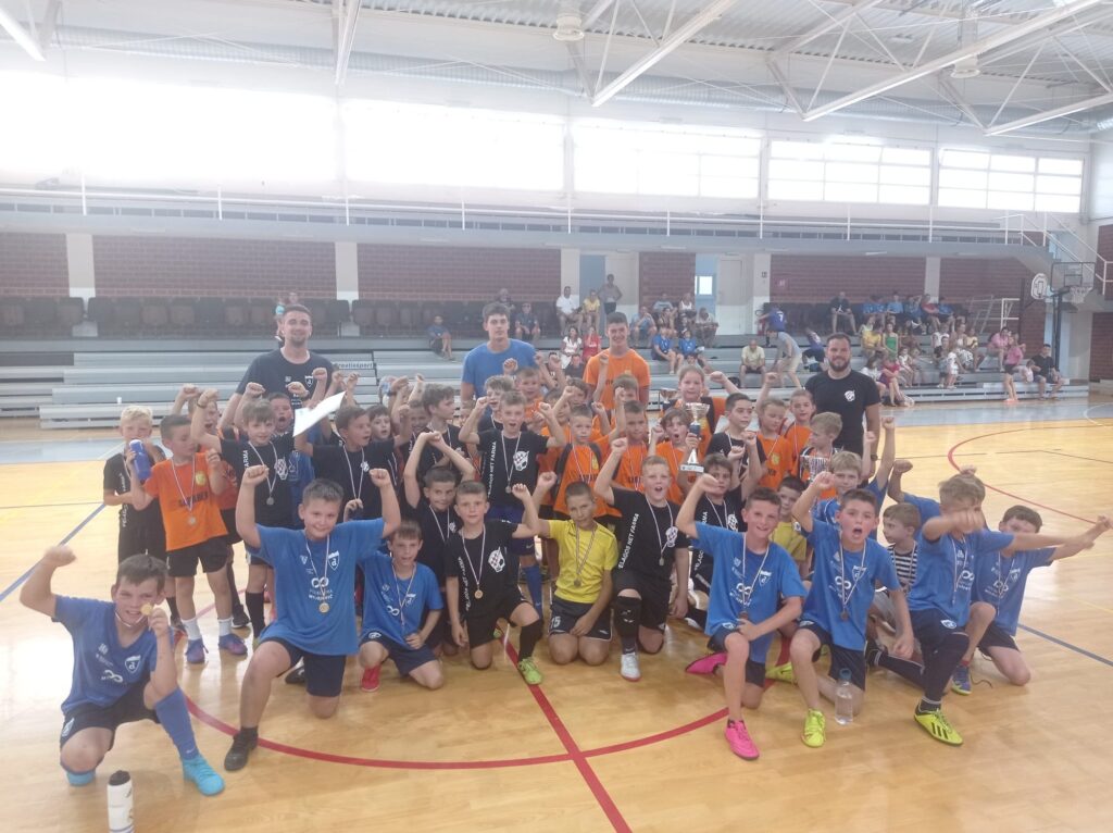 ljetni kamp futsal dinamo murter 2022