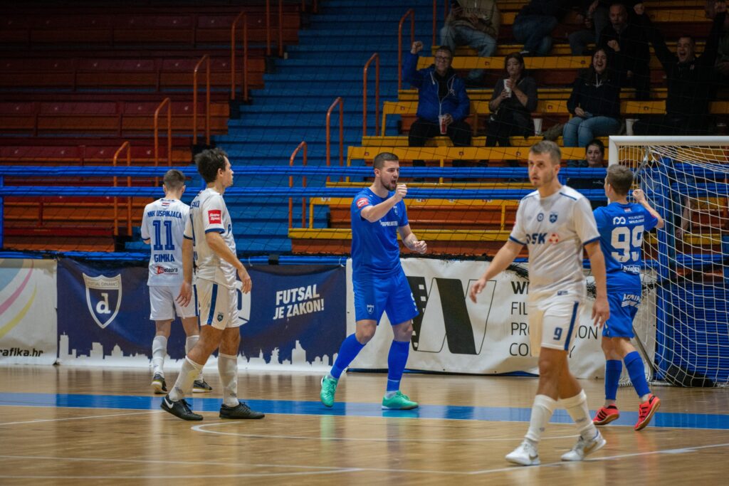 Futsal Dinamo - Uspinjača Gimka