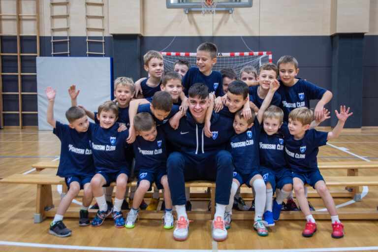 fran poklečki futsal dinamo