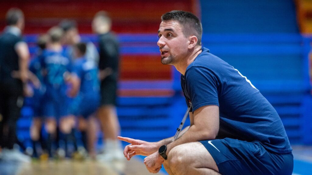 trener ante marić futsal dinamo škola futsala