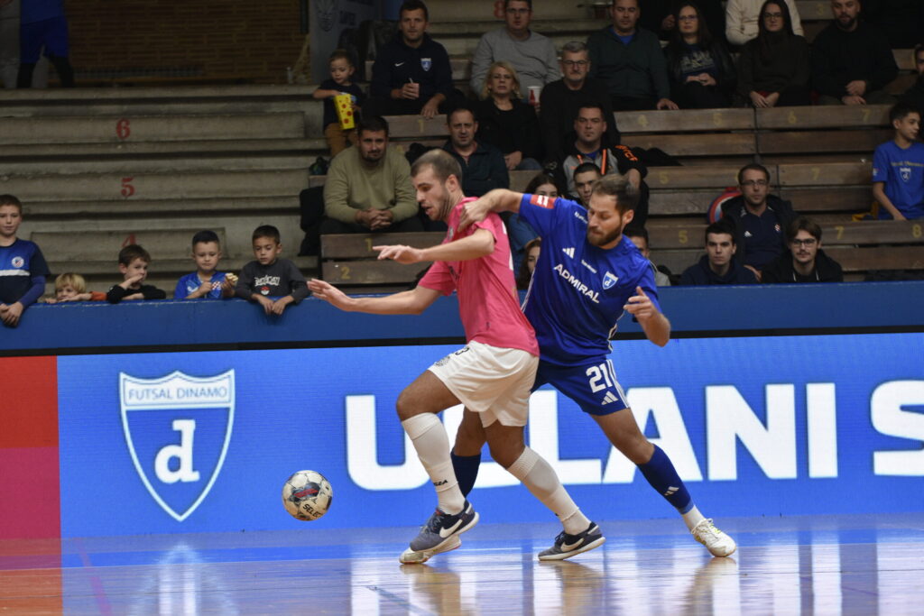 Futsal Dinamo - Crnica
