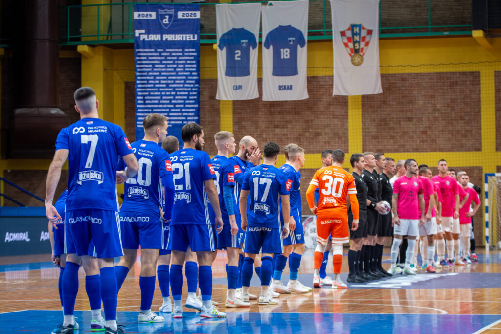Futsal Dinamo - Crnica