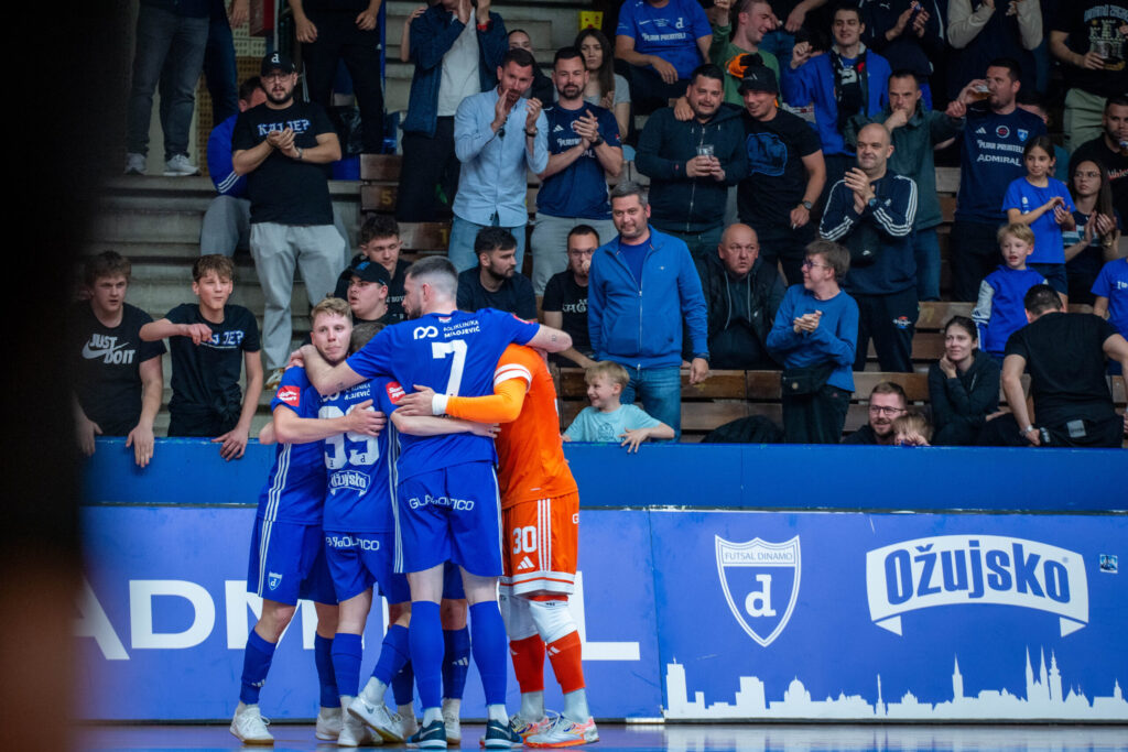 Futsal Dinamo - Novo Vrijeme